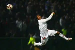 Murhasta ja kidutuksesta tuomittu huippufutari palasi pelikentille Murhasta ja kidutuksesta tuomittu huippufutari palasi pelikentille