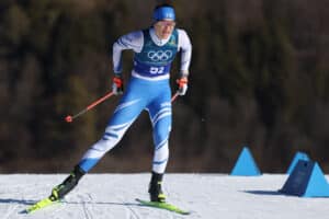 Naisten sprintin mitalihaaveet kariutuivat kaatumiseen – miehet romahtivat Naisten sprintin mitalihaaveet kariutuivat kaatumiseen – miehet romahtivat