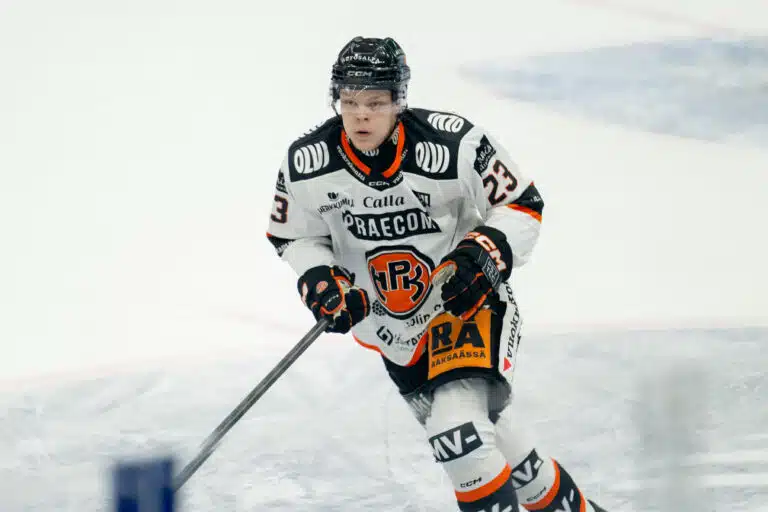 HPK antoi kahdelle pelaajalle lähtöpassit