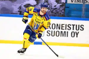 Jukureille karmea uutinen – jo kolmannen pelaajan kausi ohi Jukureille karmea uutinen – jo kolmannen pelaajan kausi ohi