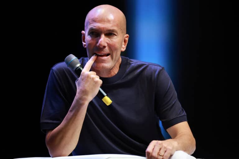 Zinedine Zidane: jättimäinen uutinen