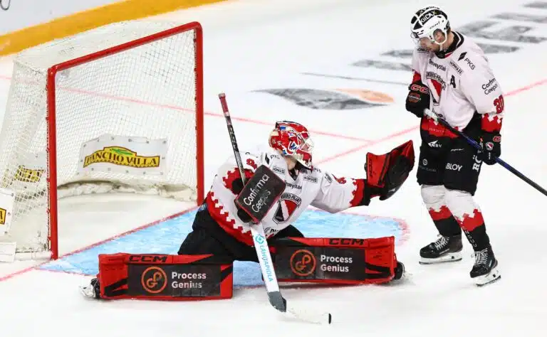 Karjalasta kajahti areenalla – Jokereiden pysäyttäjä kiitteli ”kivet edellä” menemistä