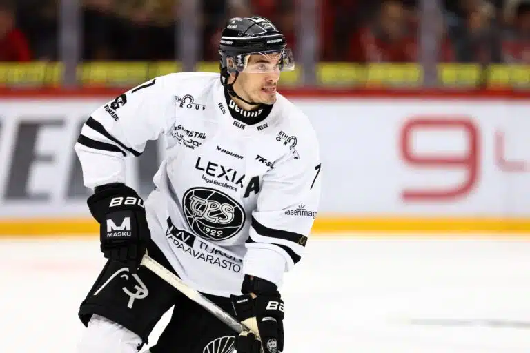 Kohupelaaja jatkaa SM-liigassa