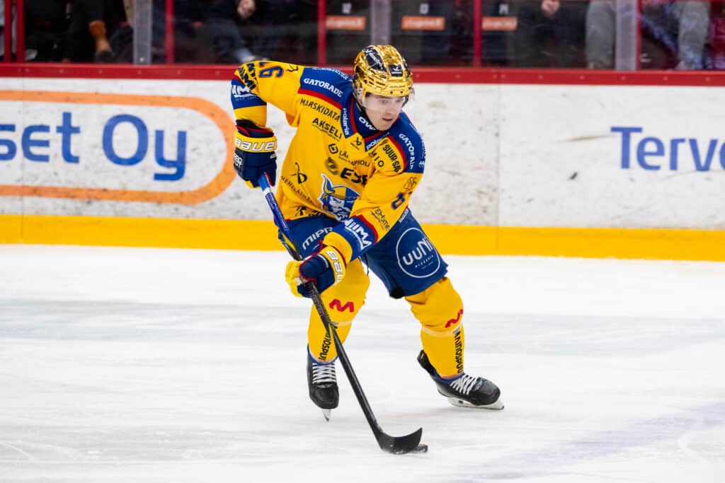 Jukurit teki poikkeuksellisen ratkaisun Jukurit teki poikkeuksellisen ratkaisun
