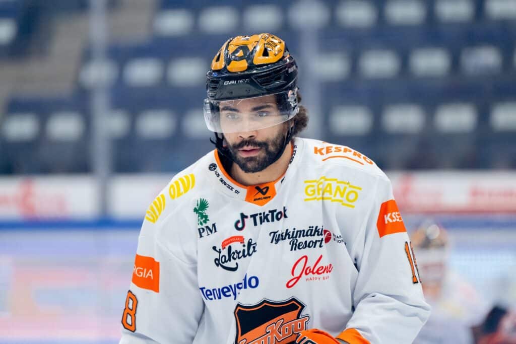 IL: SM-liigaseura kaappasi melkoisen pikakiiturin kilpailijan riveistä IL: SM-liigaseura kaappasi melkoisen pikakiiturin kilpailijan riveistä