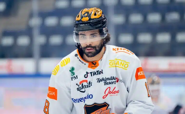 IL: SM-liigaseura kaappasi melkoisen pikakiiturin kilpailijan riveistä