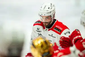 Ässien kelkka kääntynyt alamäkeen – ”Ei täällä kukaan odottanut”