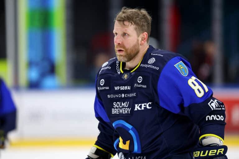 Suomen kiekkojoukkue 3vs3-turnaukseen valittu – Leijona-legenda mukana
