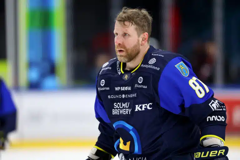 Suomen kiekkojoukkue 3vs3-turnaukseen valittu – Leijona-legenda mukana