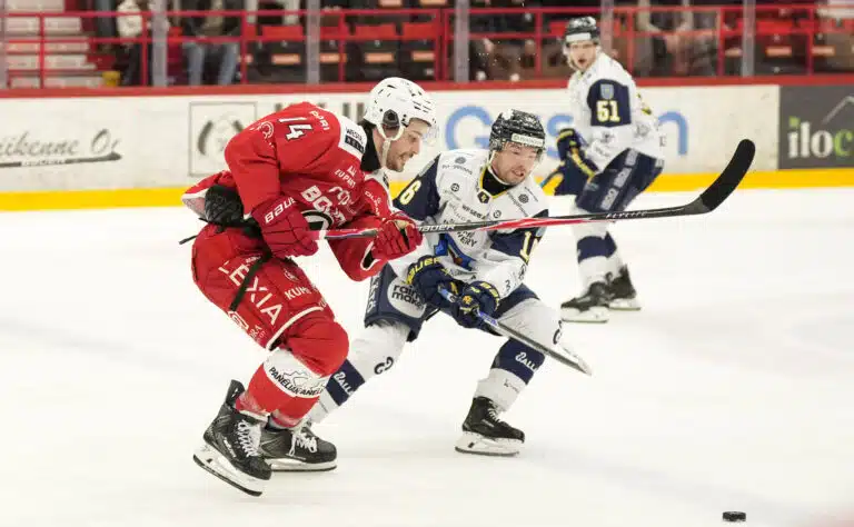 Ässien tähtihyökkääjä antoi suurta tunnustusta sankarille: "Lehmän hermot" Ässien tähtihyökkääjä antoi suurta tunnustusta sankarille: ”Lehmän hermot”