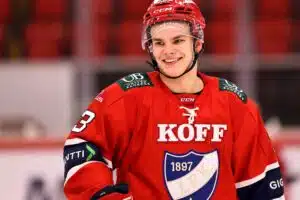HIFK:n nuorelta puolustajalta kova lausunto – näin kritiikki on joukkueeseen vaikuttanut