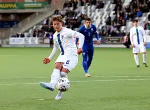 Pikkuhuuhkajien unelma elossa - uusi maalintekijä historiaan Pikkuhuuhkajien unelma elossa – uusi maalintekijä historiaan