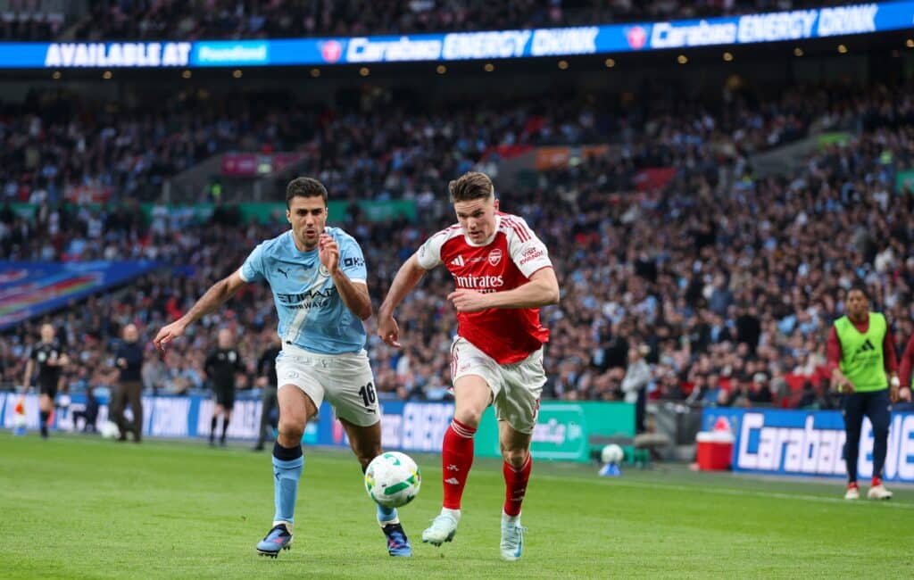 Manchester City nousi mestarisuosikiksi - tähtipelaaja loukkaantui Manchester City nousi mestarisuosikiksi – tähtipelaaja loukkaantui