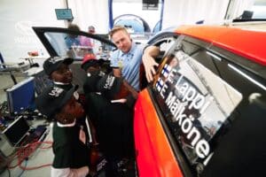 Esapekka Lapilta kova arvio esityksistään Esapekka Lapilta kova arvio esityksistään