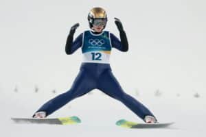 Suomelle pitkästä aikaa loistava mäkihyppyonnistuminen