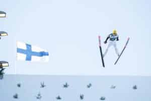 Suomalainen mäkihyppy: jättionnistuminen