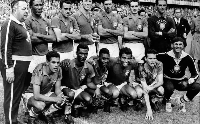 Jalkapallolegendan elämälle surullinen loppu – ”Hän kuoli köyhänä juoppona ja yksin”