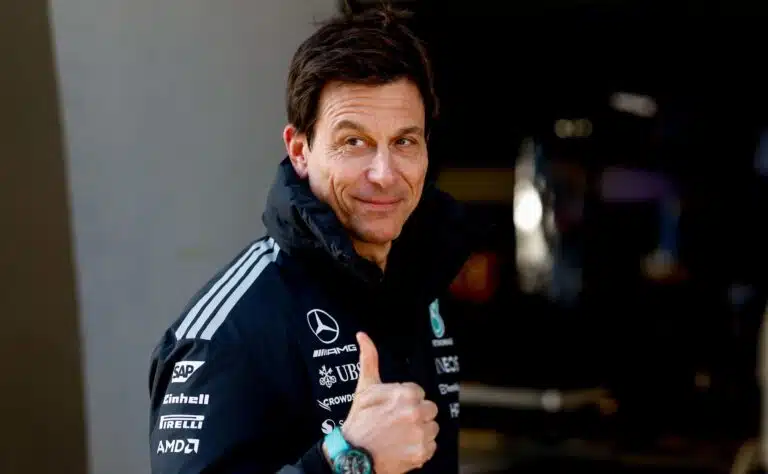 Mercedeksen Toto Wolff teki suuren paljastuksen Kimi Antonellin voiton taustalta Mercedeksen Toto Wolff teki suuren paljastuksen Kimi Antonellin voiton taustalta