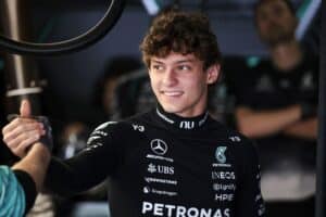 Historiaa tehneellä Kimi Antonellilla kävi tuuri Historiaa tehneellä Kimi Antonellilla kävi tuuri