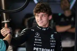 Historiaa tehneellä Kimi Antonellilla kävi tuuri