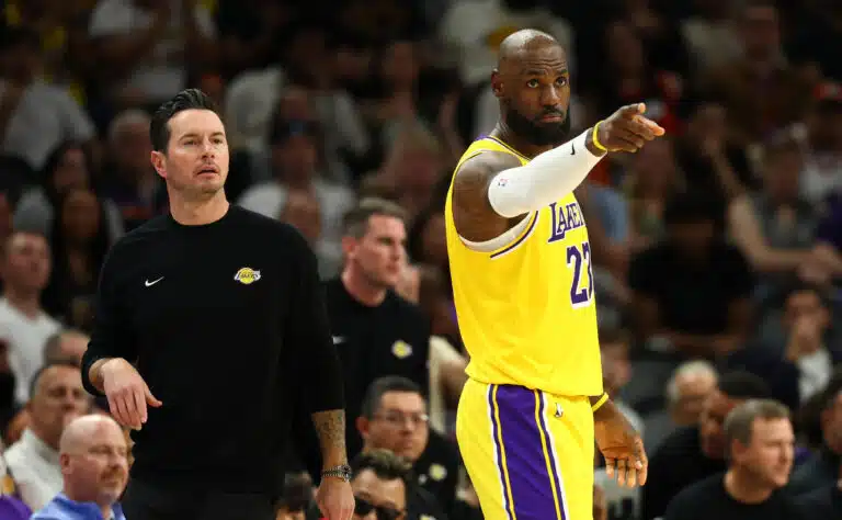 LeBron Jamesin tilanne luo epävarmuutta