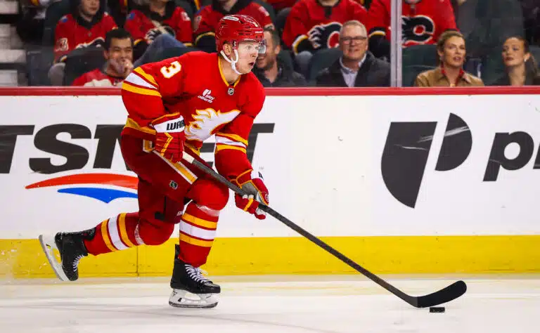 Päävalmentaja suitsuttaa Leijona-pakin esityksiä – ”Hän halusi tuoreen startin” Päävalmentaja suitsuttaa Leijona-pakin esityksiä – ”Hän halusi tuoreen startin”