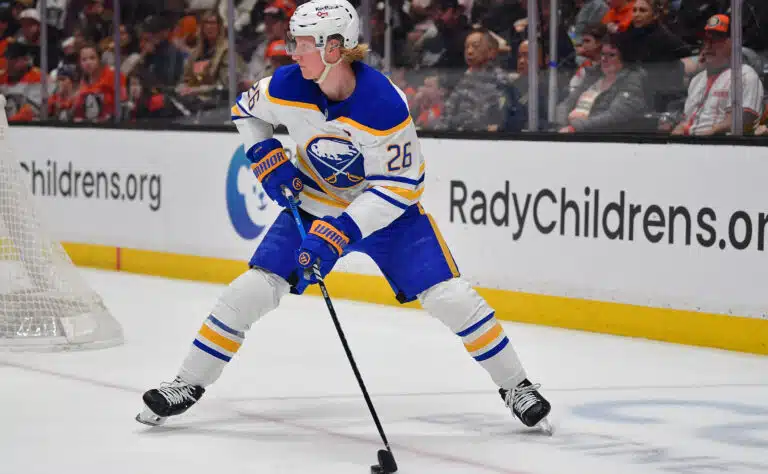 Arvostetun NHL-palkinnon finalistit julkaistu – suomalaiskaksikolle pettymys