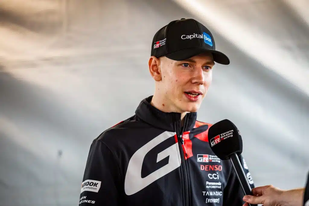 Sami Pajarilta melkoista puhetta Sami Pajarilta melkoista puhetta