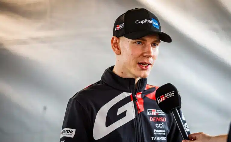 Sami Pajarilta melkoista puhetta Sami Pajarilta melkoista puhetta