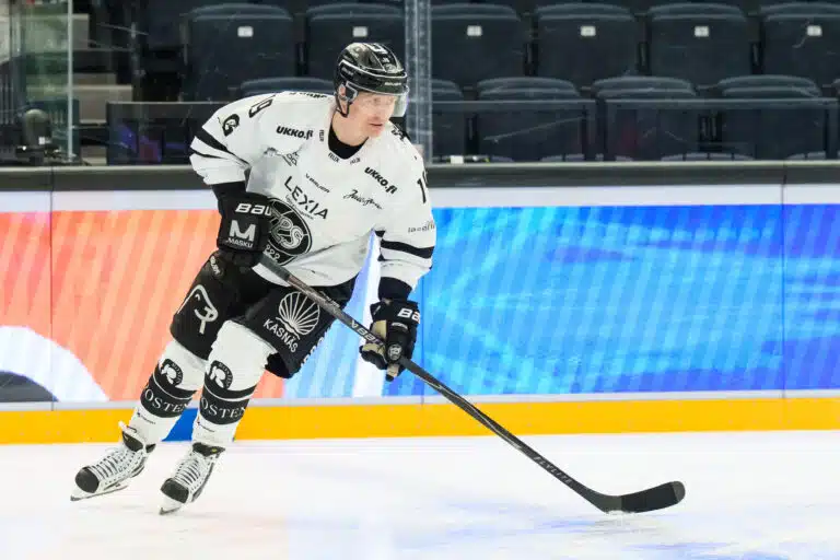Veli-Matti Savinainen joutui leikkaukseen – ”Ei ihan semmoinen alku kaudelle”