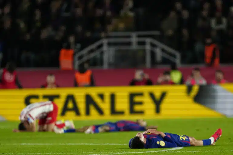 Espanjan cupissa hurjaa draamaa – Barcelona laulukuoroon