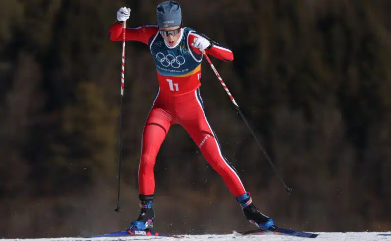 Holmenkollenilla häkellyttävää norjalaisylivoimaa – suomalaiset kaukana kärjestä