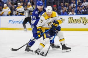 Joukkuekaveri hehkutti suomalaispelaajan avausmaalia NHL:ssä – ”Hän on maalintekijä” Joukkuekaveri hehkutti suomalaispelaajan avausmaalia NHL:ssä – ”Hän on maalintekijä”