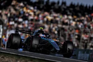 Kimi Antonelli teki historiaa – päihitti selkeästi Max Verstappenin