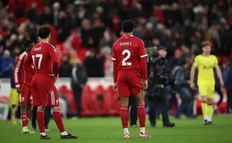 Liverpool kärsi shokkitappion – entinen Valioliiga-pelaaja tyrmistyi täysin