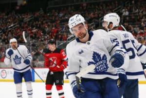 Yhdeksällä suomalaispelaajalla jännittävät sopimusneuvottelut edessä NHL:ssä