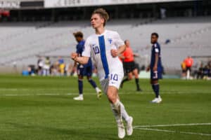 Huuhkajat tasapeliin MM-joukkuetta vastaan – rankkareilla tappio