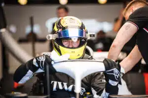 Sergio Perez avasi Cadillacin ongelmia