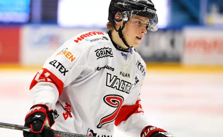 JYP julkaisi kaksi jatkosopimusta