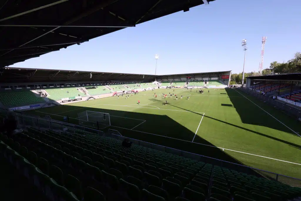 Poliisi joutui puuttumaan Veikkausliigan paikallistaistoon