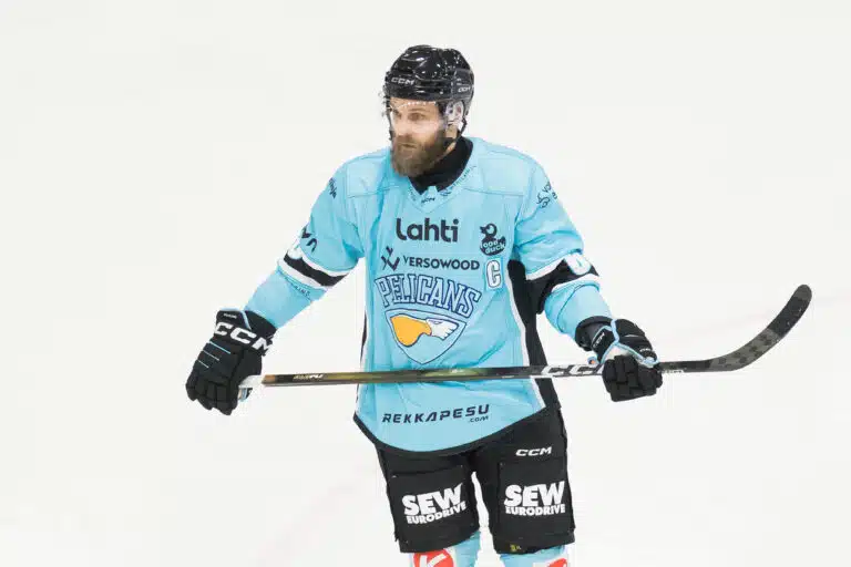 SM-liigaseuran kapteeni: Lähtö