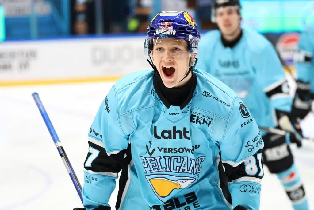 Nyt tuli todella yllättävä suomalainen NHL-sopimus Nyt tuli todella yllättävä suomalainen NHL-sopimus