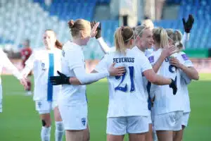 Helmarit saavutti vähimmäistavoitteensa