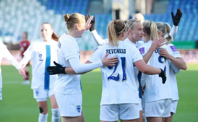 Helmarit saavutti vähimmäistavoitteensa