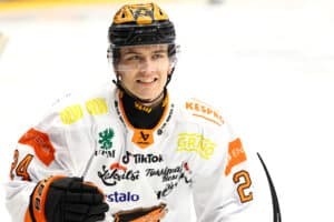 Liiga-välierän tähti hurjasta illastaan: ”Sieltä tuli palkinto”