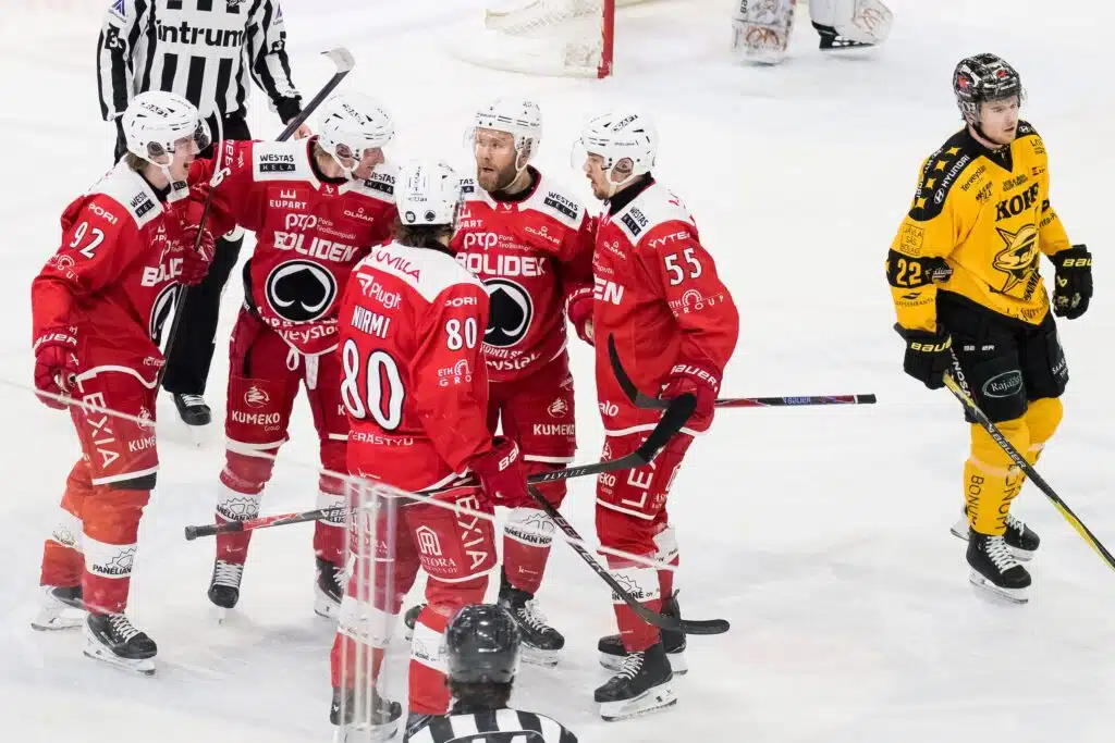 SM-liigassa on jysähtämässä jättimäinen pudotuspelipaukku