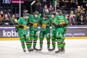 Hallitseva mestari möhli pahasti SM-liigassa – ja se voi maksaa kaiken