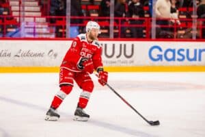 Ässien kevään hahmo hämmentyi Mika Saukkosen kysymyksestä