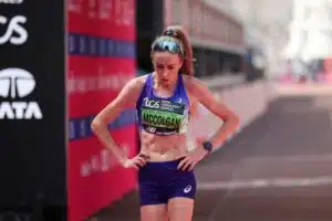 ”Tuntuu kuin jalka olisi räjähtänyt” – brittikaunotar julkaisi paljon puhuvan kuvan onnettomuuden jälkeen