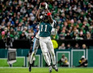 Kiukutteleva supertähti siirtohuhujen kohteena – pelaajakauppa odottaa kesään?